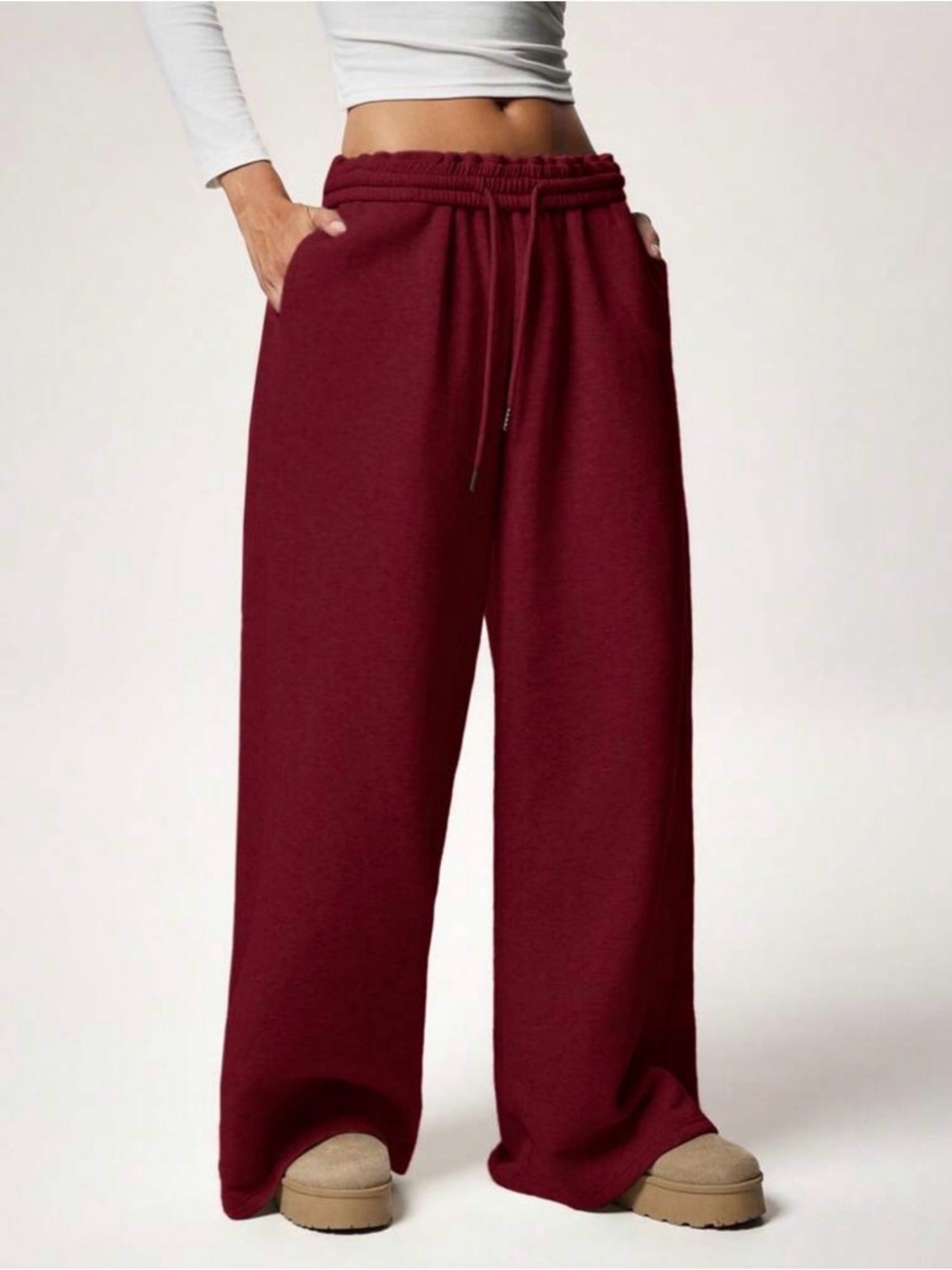 Women's Wide-Leg Drawstring Pants - Burgundy